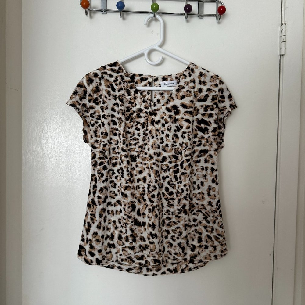 Calvin Klein Cheetah Print Short Sleeve Blouse- NEW WITHOUT TAG